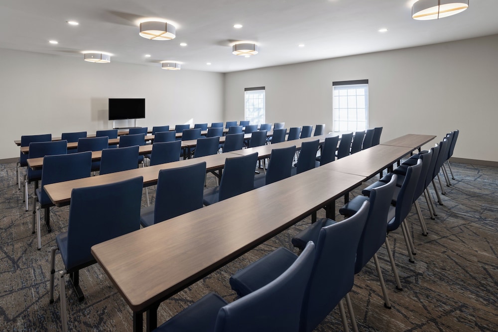 holiday inn express hotel and suites brattleboro by ihg