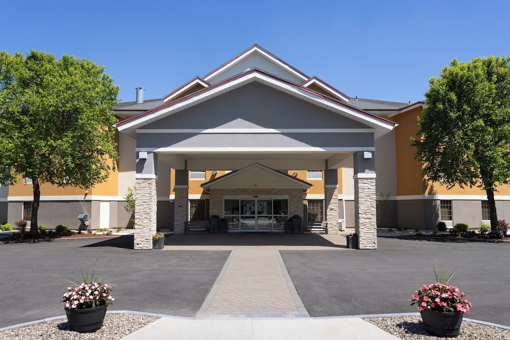 holiday inn express hotel and suites brattleboro by ihg