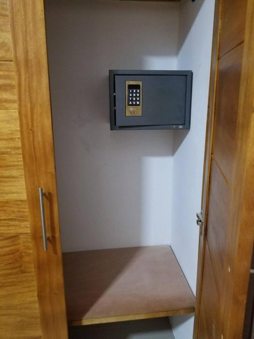 charming 1b apto walk to the beaches and main street