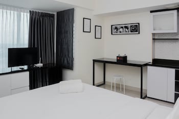 pleasant and modern studio grand kamala lagoon apartment
