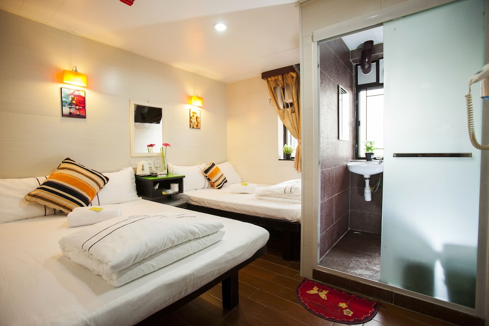 hostel tst