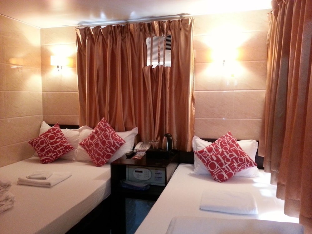hostel tst