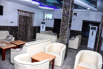 Milton Park Hotel & Resort,,3.5 star