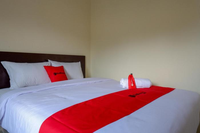 reddoorz near terminal mendolo wonosobo