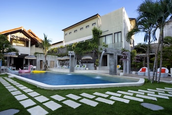 18 suite villa loft by amithya
