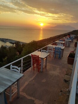 Yakamoz Otel,,3 star