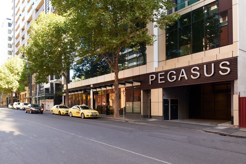 pegasus aparthotel
