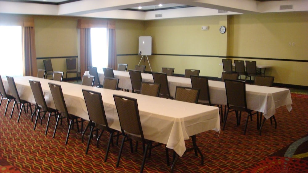 holiday inn express hotel and suites alva by ihg