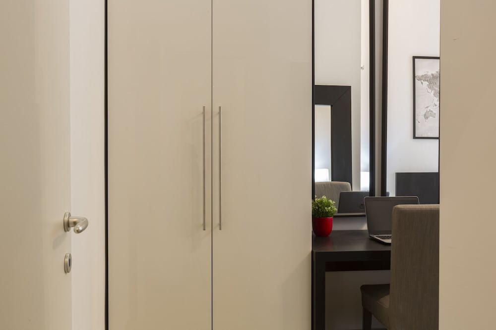 notami yellow line apartment