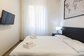 notami yellow line apartment