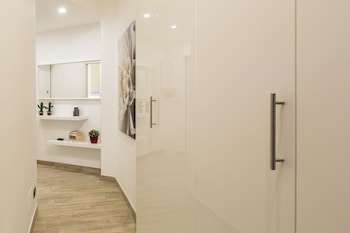 notami yellow line apartment