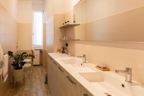 notami yellow line apartment