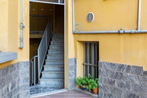 notami yellow line apartment