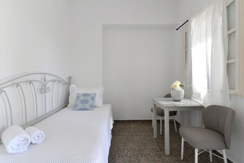 paros