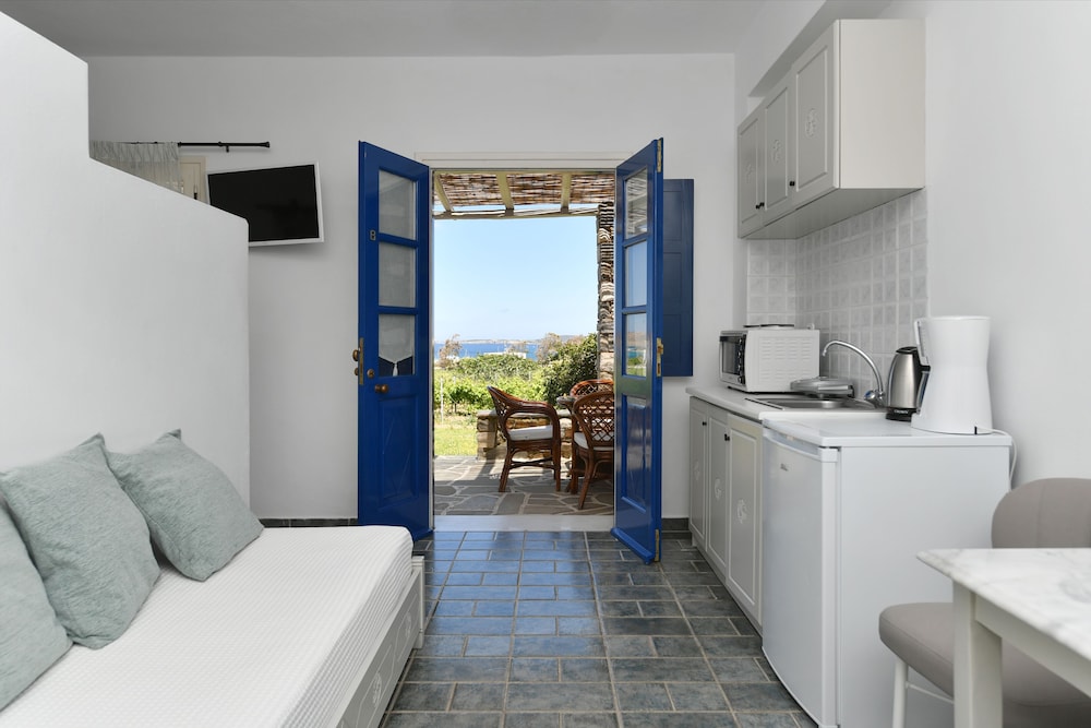 paros