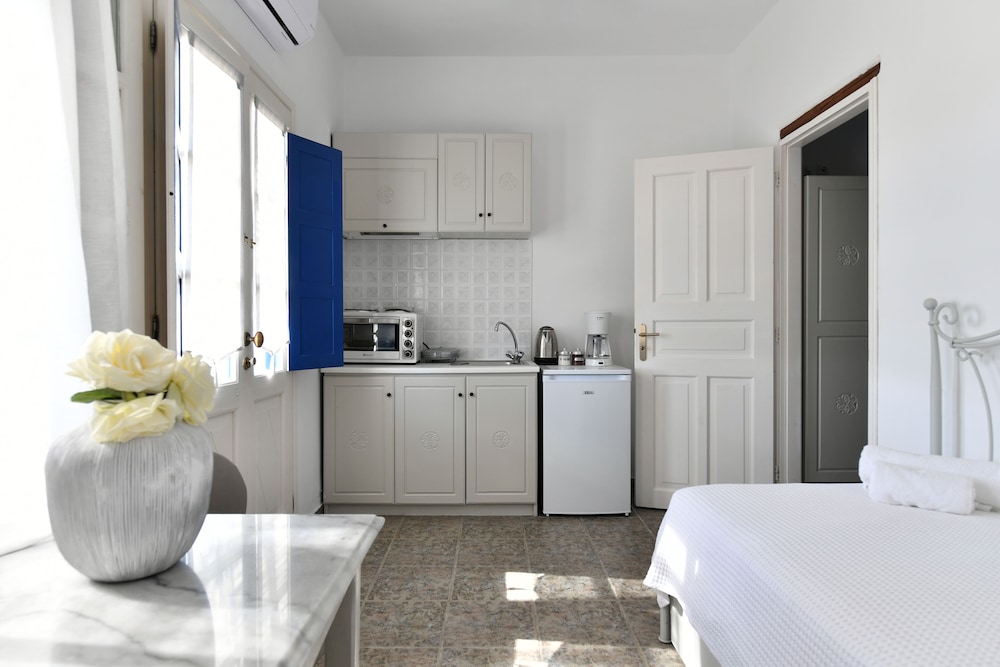 paros