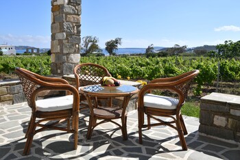 paros