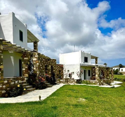 paros