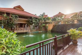 eastern grand palace
