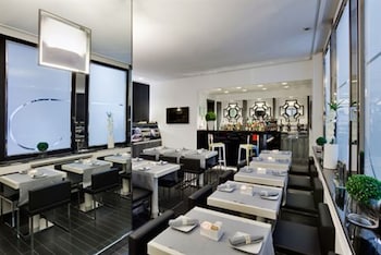 Lhp Hotel Napoleon,In Milan (Municipio 3),4 star