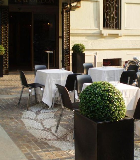 lhp hotel napoleon