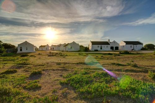 De Hoop Village Cottages,,3 star