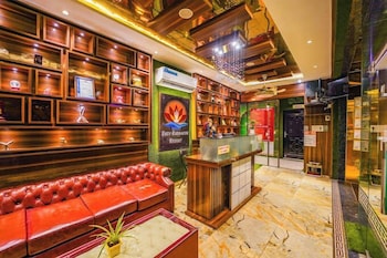 shiv rudraksh resort near assi ghat