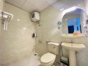 a25 hotel 35 mac thi buoi