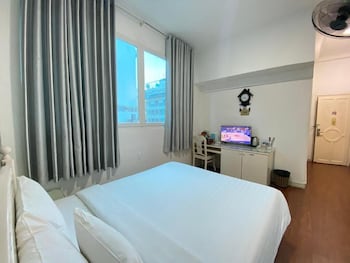 a25 hotel 35 mac thi buoi