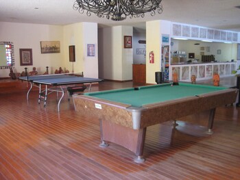 the halfwaiy inn