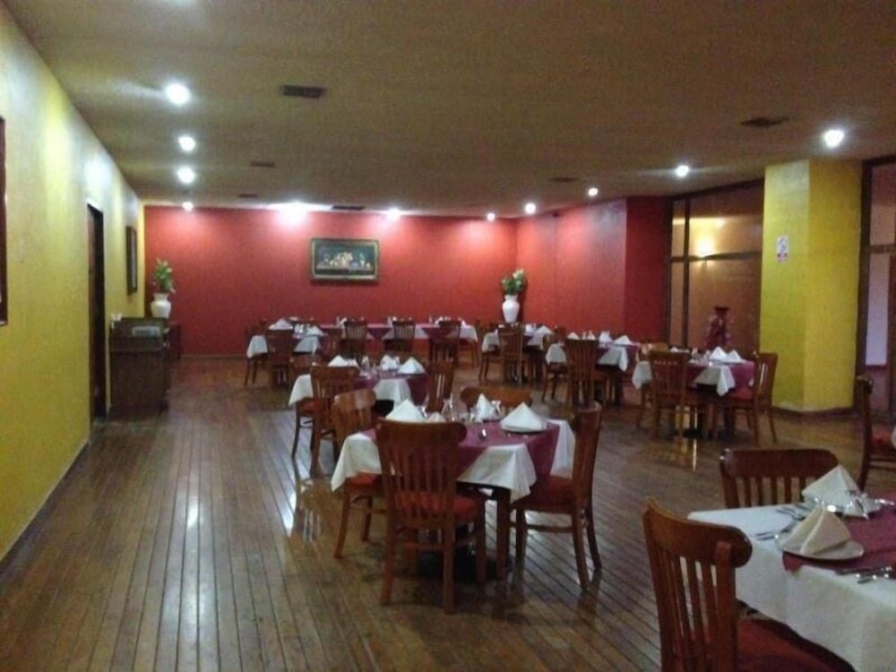 the halfwaiy inn