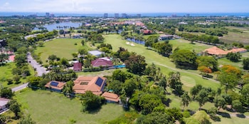 5br luxury tropical pool villa ph125