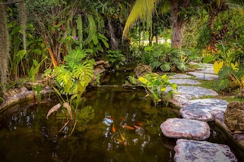 5br luxury tropical pool villa ph125