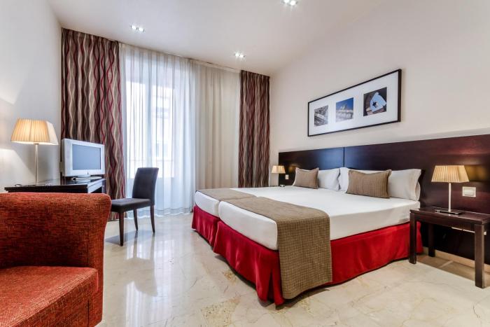 hotel exe suites 33