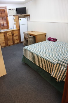 brisbane manor hotel