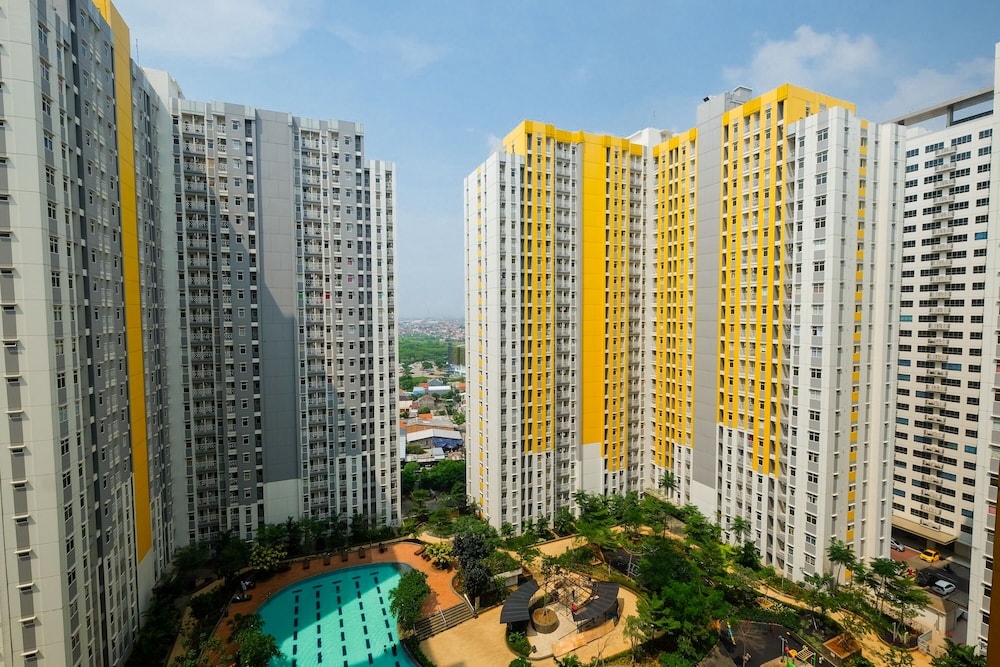 deluxe studio apartment springlake summarecon