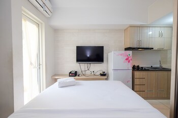 Deluxe Studio Apartment @ Springlake Summarecon,,0 star