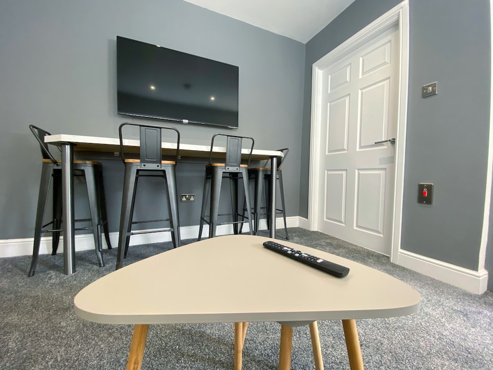 kensington suite sasco apartments