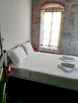 yesil konak ayvalik