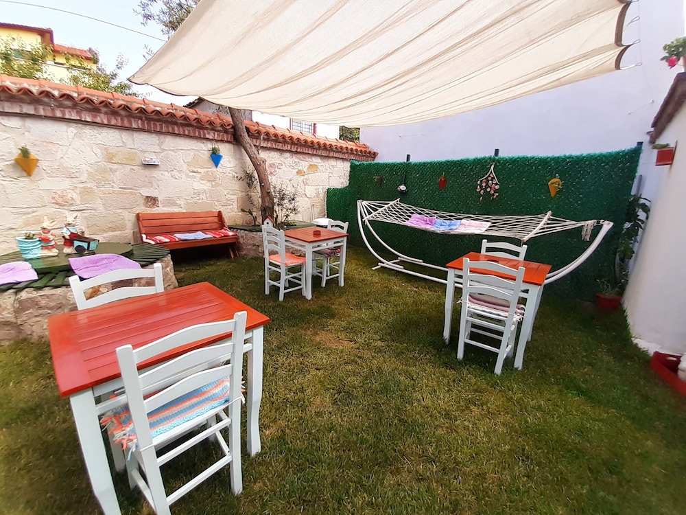 yesil konak ayvalik