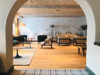 Le Grand Hotel Courchevel 1850,,4 star