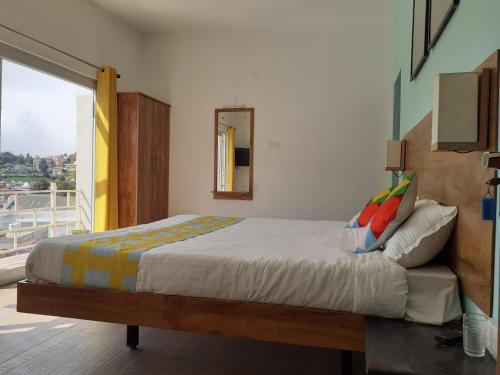 Eden Paradisee,109, Showreham Palace Road, Off. Ettins Road Near Vijaya Hospital, Next To Khems Hotel Charing Cross,3 star