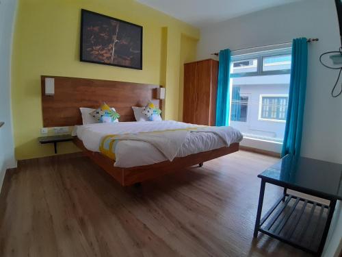 Eden Paradisee,109, Showreham Palace Road, Off. Ettins Road Near Vijaya Hospital, Next To Khems Hotel Charing Cross,3 star