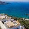 pyrgos exclusive