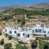pyrgos exclusive