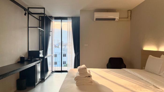 book design hotel sha extra plus
