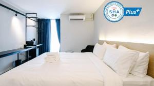book design hotel sha extra plus