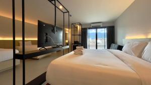 book design hotel sha extra plus