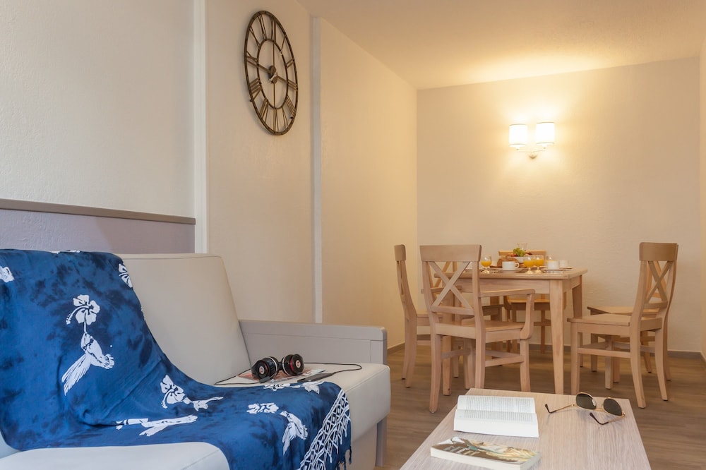 pierre and vacances promenades des bains