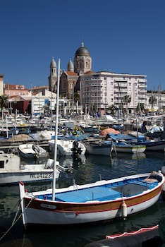 saint raphael
